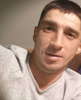 Артём