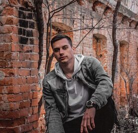 Максим